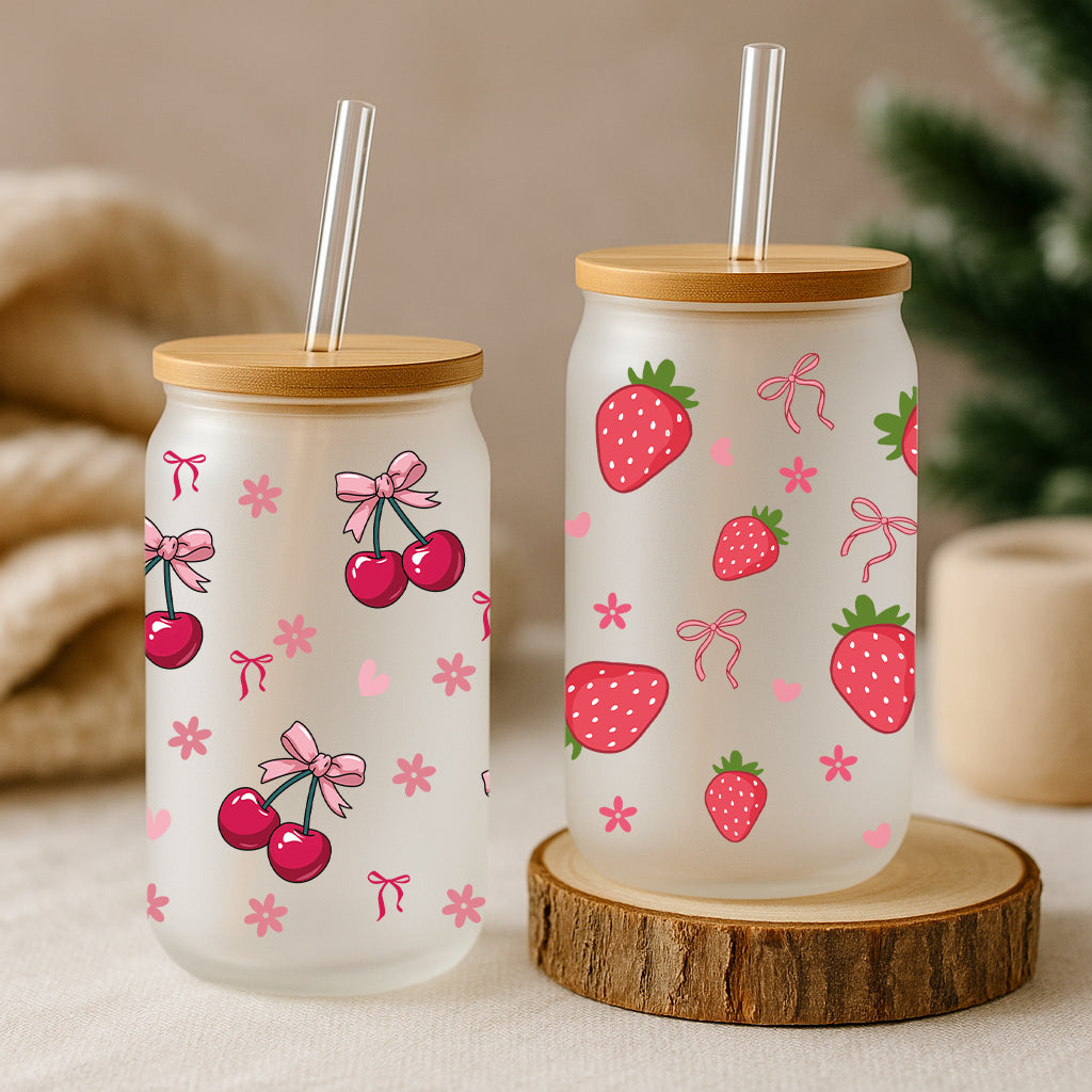 Chic, Cute Glass Tumbler: Aesthetic Gift for Daughter's Preppy Home
