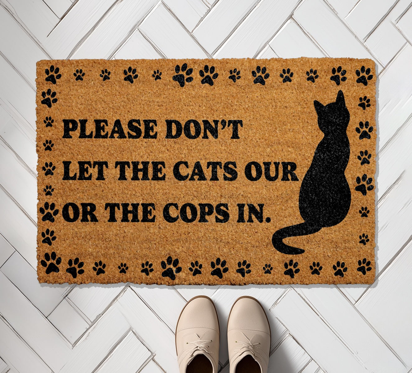Cat Lover? Welcome a Humorous Doormat, Keep Cats In!