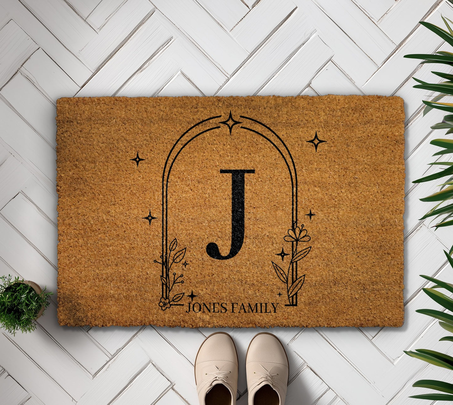 Personalized Initial & Last Name Welcome Mat, Modern & Elegant Decor