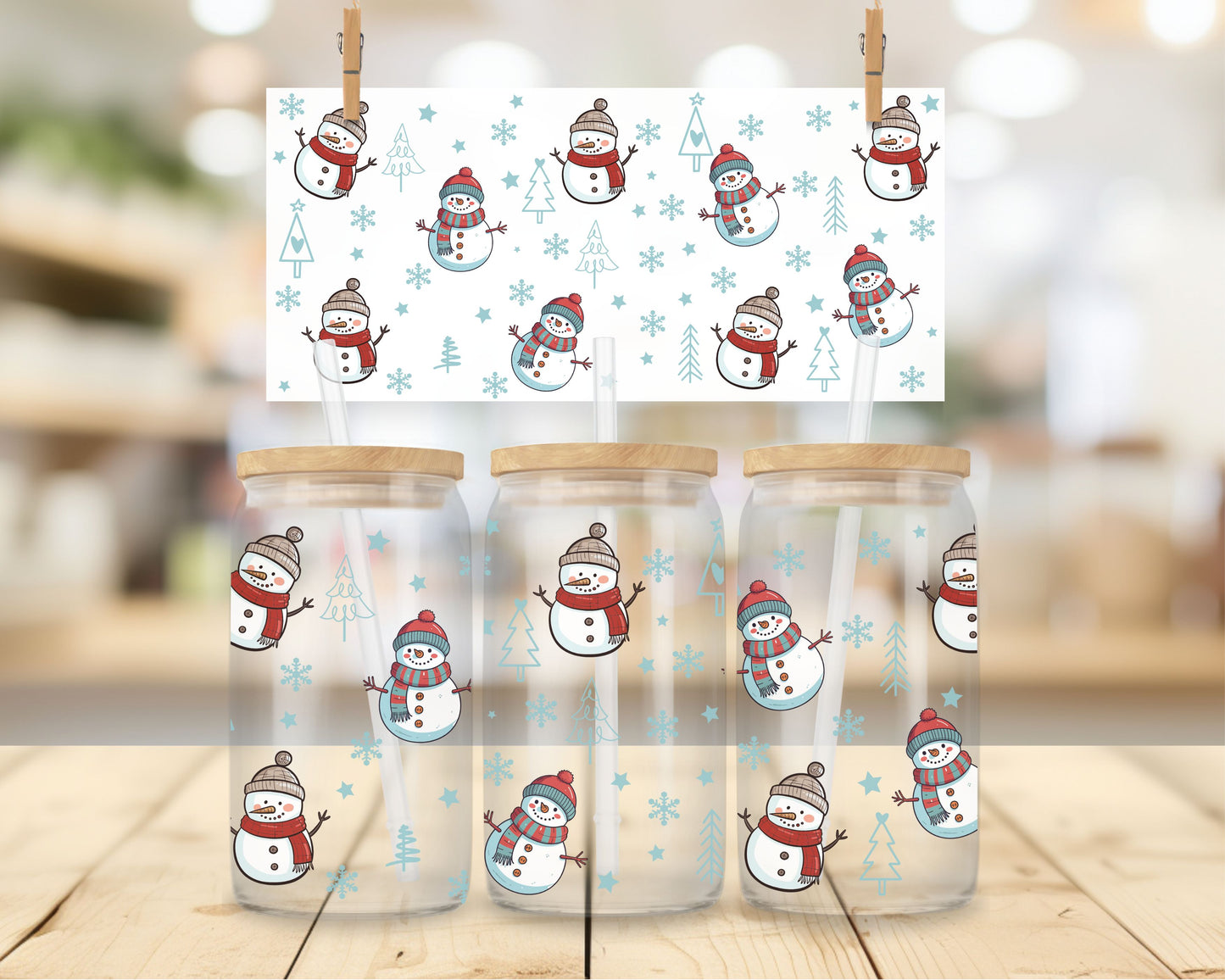 Cute Snowmen Pattern Can Glass Tumbler, Aesthetic Christmas Holiday Cup