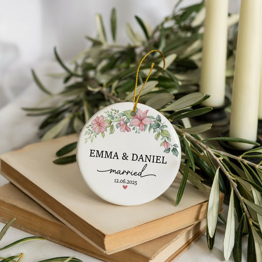 Personalized Floral Newlywed Keepsake, Wedding Gift for Bride and Groom