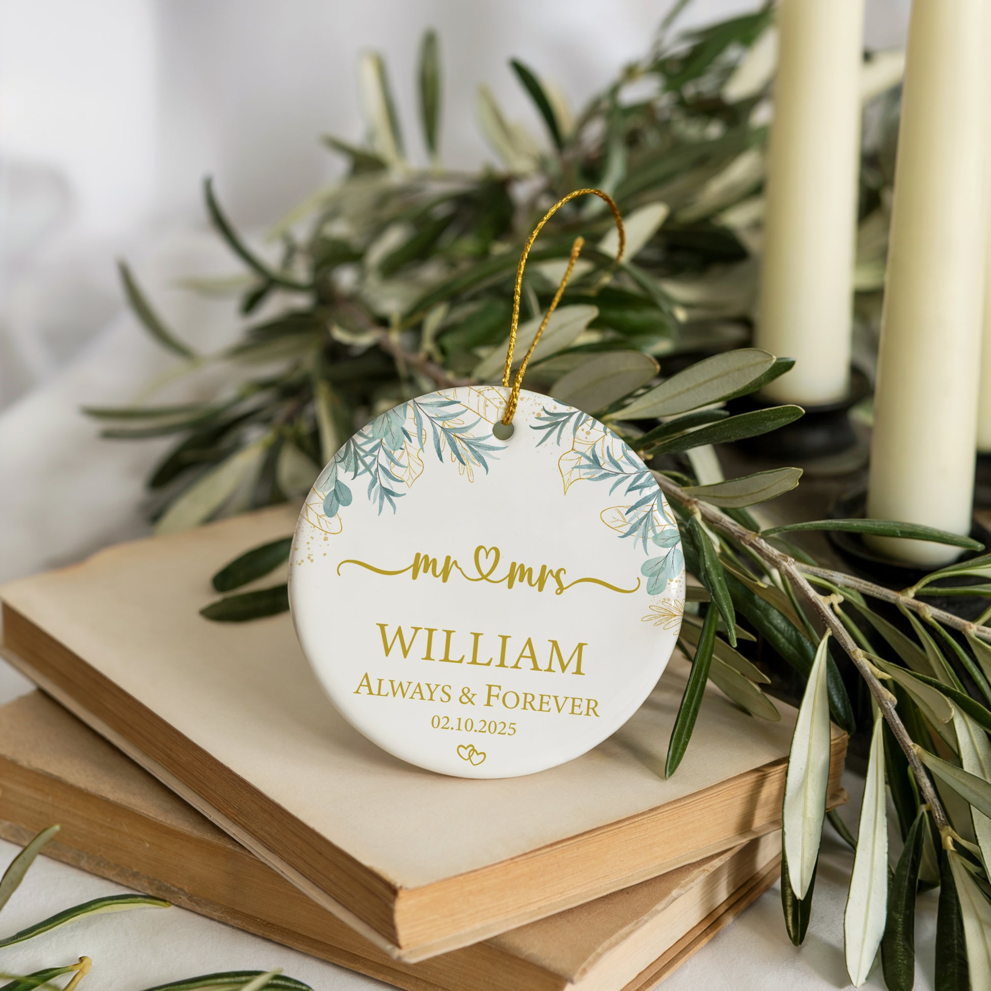 Personalized Bride and Groom Ornament, Bespoke Wedding Keepsake Souvenir