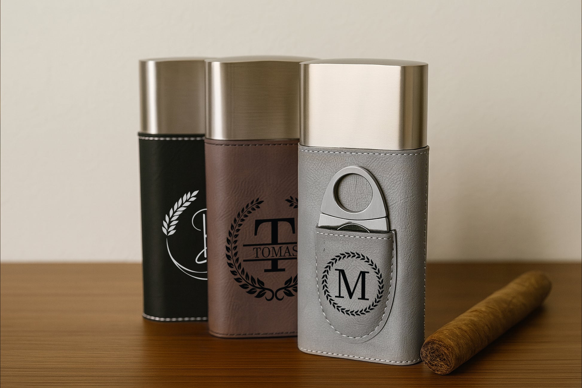Personalized Vegan Leather Cigar Case with Cutter, Ideal Gift for Him